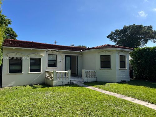 4575 Post Ave, Miami Beach, FL, 33140-3035 | Card Image