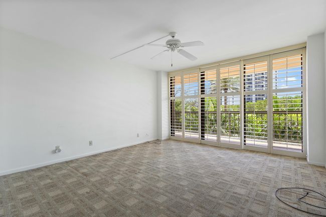 APT-315 - 4740 S Ocean Blvd, Condo with 2 bedrooms, 2 bathrooms and null parking in Highland Beach FL | Image 8