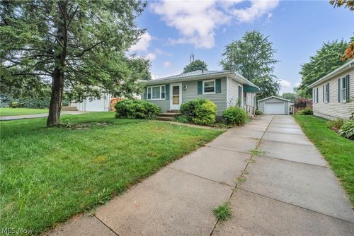 261 Fairmount Ave, Barberton, OH, 44203-1154 | Card Image