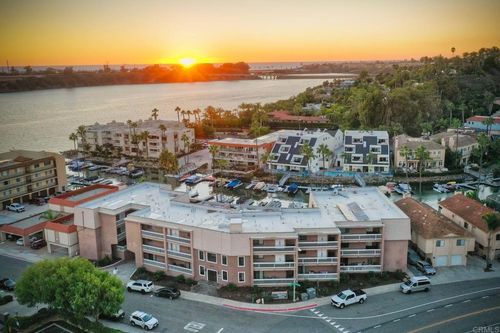 10-4705 Marina Dr, Carlsbad, CA, 92008-4236 | Card Image