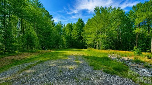 cb17-CB17 Emerald Court, Lenoir, NC, 28634 | Card Image