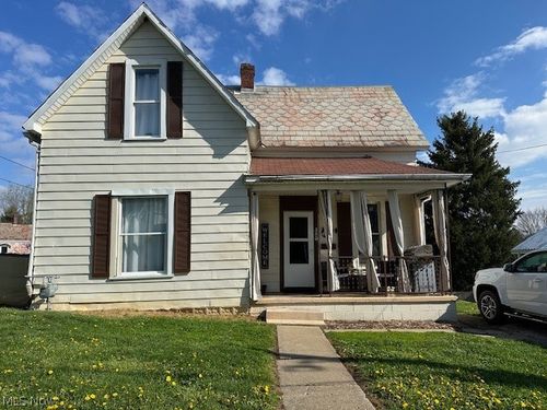 560 W Brown St, New Lexington, OH, 43764-1105 | Card Image