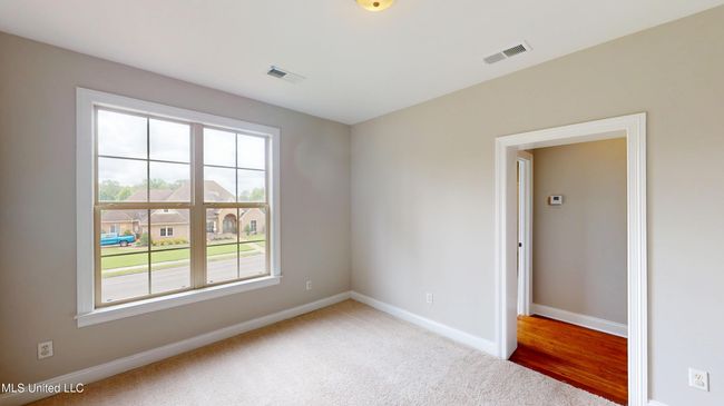 1377-Notting-Hill-Loop-07112025_011311 | Image 28