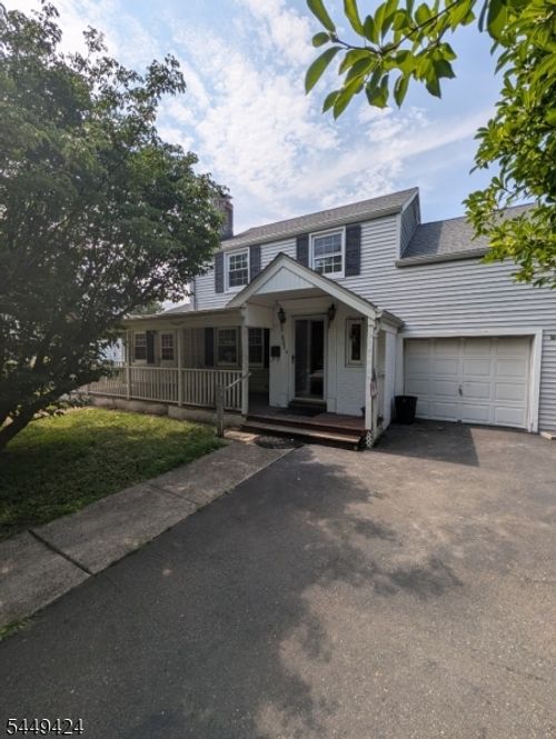 2261 Mountain Ave, Scotch Plains, NJ, 07076-1365 | Card Image