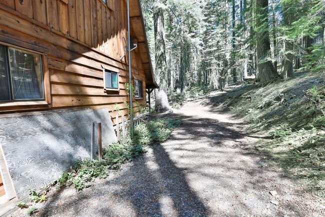 1529 Little Grass Valley Rd, House other with 3 bedrooms, 2 bathrooms and null parking in Strawberry Valley CA | Image 49