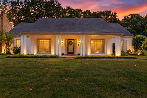2962 Pangbourne Cv, Germantown, TN, 38138-7023 | Card Image