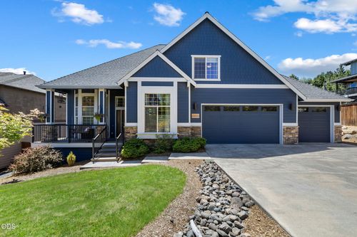 629 Nw Powell Butte Loop, Bend, OR, 97703-5535 | Card Image