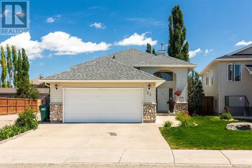 53 Aberdeen Rd W, Lethbridge, AB, T1J4Z2 | Card Image