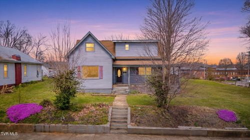 302 Wilson Ave, Johnson City, TN, 37604-6154 | Card Image