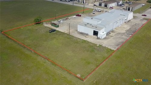 3701 E Rio Grande St, Victoria, TX, 77901-1725 | Card Image