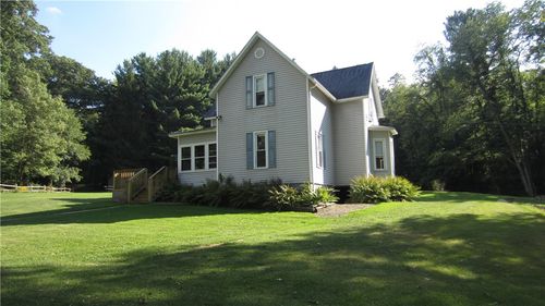 451 Coleman Station Rd, Somerset Twp, PA, 15501 | Card Image