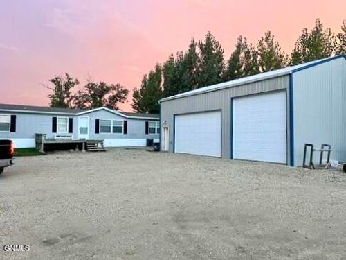 912 Shadow Bay, Bottineau, ND, 58318 | Card Image