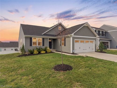 1837 Heron Creek St Nw, Massillon, OH, 44647-9688 | Card Image