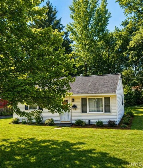 204 Elmbrook Drive, Manlius, NY, 13104 | Card Image