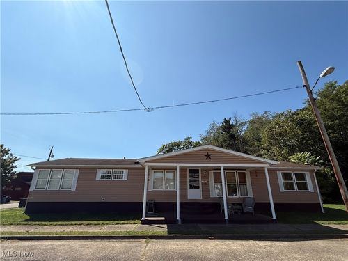 301 3rd Ave, Yorkville, OH, 43971-1013 | Card Image