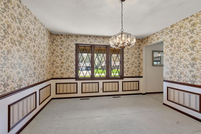 Formal Dining Room. | Image 7