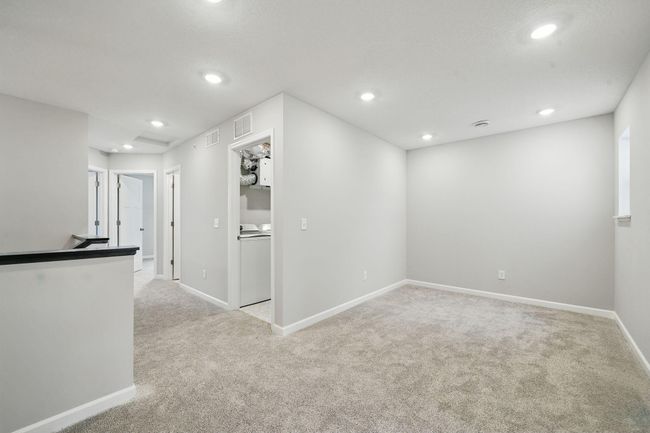 [L1404-Z028]Loft.1.jpeg | Image 13