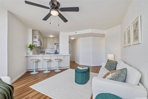 apt-2104-300 Wai Nani Way, Honolulu, HI, 96815-3988 | Card Image