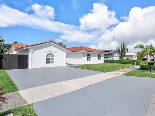 13961 Sw 156th Ter, Miami, FL, 33177-1082 | Card Image