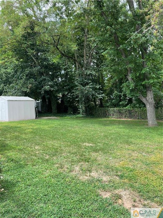 32 Hilliard Road, Sold in Old Bridge Zoocasa