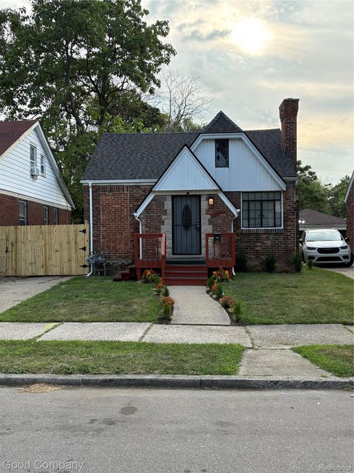 19642 Anvil St, Detroit, MI, 48205-1822 | Card Image