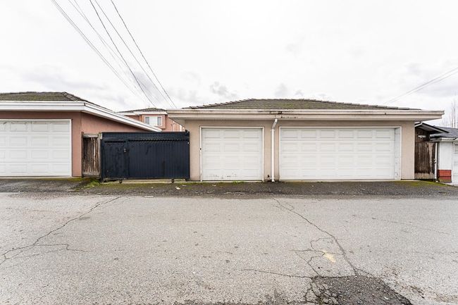 1437 E 58th Ave, House other with 7 bedrooms, 5 bathrooms and 4 parking in Vancouver BC | Image 39