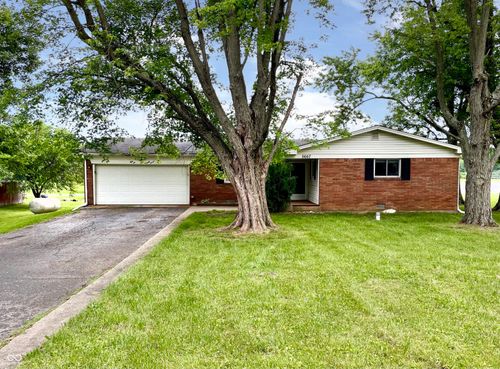 5667 Broyles Rd, Avon, IN, 46123-8249 | Card Image