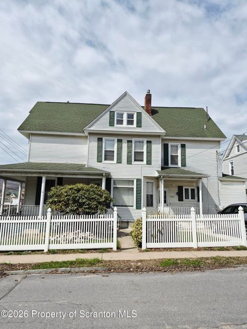 1fl-109 Salem Ave, Carbondale, PA, 18407-2005 | Card Image