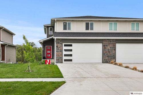 939 Titan Dr, Hickman, NE, 68372-9736 | Card Image