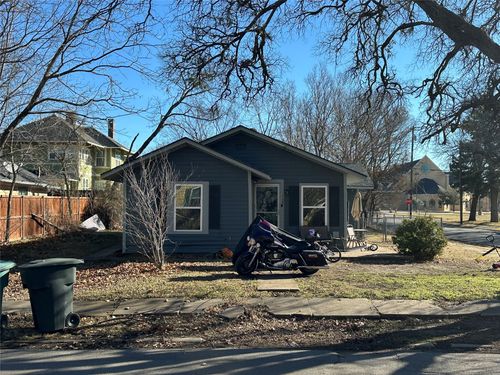 723 S Elm St, Sherman, TX, 75090-7803 | Card Image