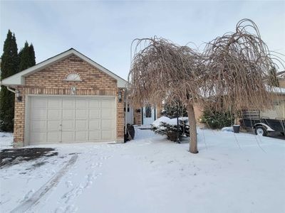 MAIN - 34 Gore Dr, House other with 3 bedrooms, 1 bathrooms and 3 parking in Barrie ON | Image 1