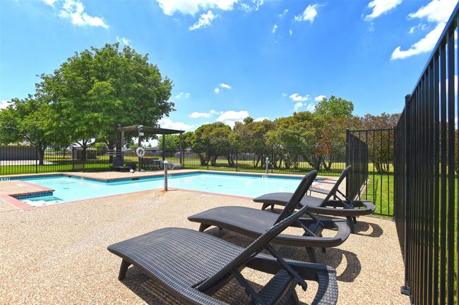 148 Cobblestone Row, House other with 3 bedrooms, 3 bathrooms and null parking in Denton TX | Image 30