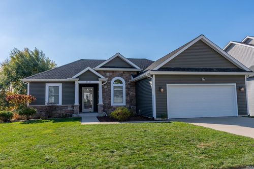 2610 St Charles Ave, South Bend, IN, 46614-9172 | Card Image