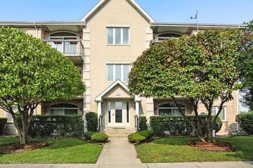 apt-3s-7900 Nagle Ave, Burbank, IL, 60459-1788 | Card Image