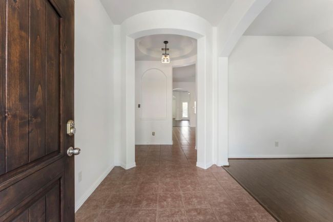28519 Lockeridge View Dr, House other with 3 bedrooms, 2 bathrooms and 2 parking in Spring TX | Image 6
