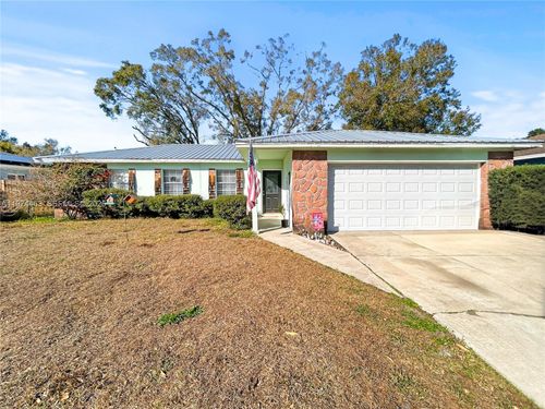 614 Huntington St, Brandon, FL, 33511-7124 | Card Image