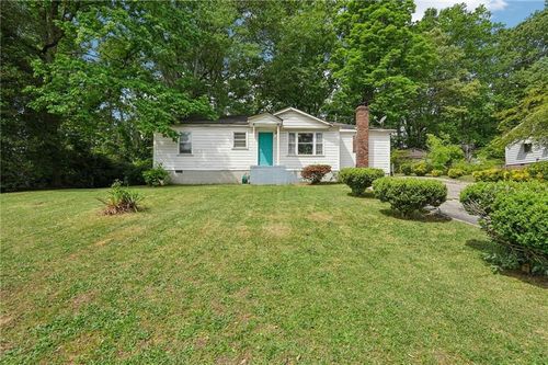 6300 Sweetbriar Dr Sw, Mableton, GA, 30126-4945 | Card Image