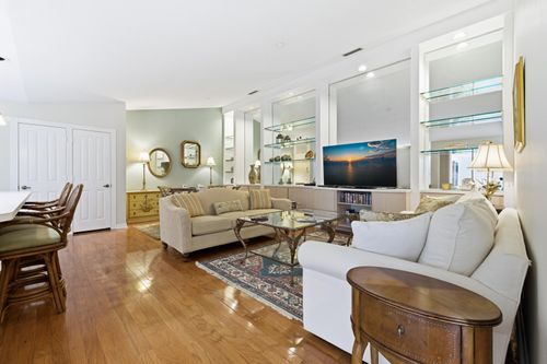 701 Silverleaf Oak Court, Palm Beach Gardens, FL, 33410 | Card Image