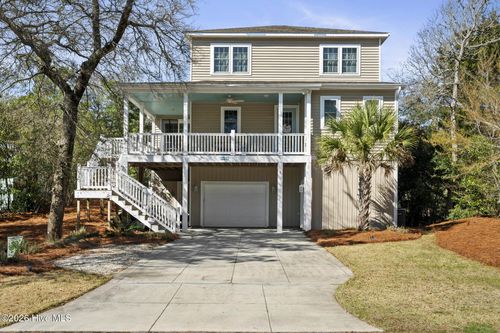 127 Sea Dunes Dr, Emerald Isle, NC, 28594-2330 | Card Image