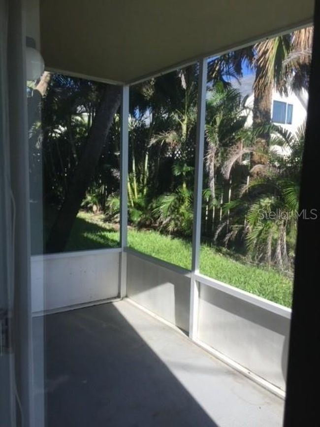 screen porch | Image 16