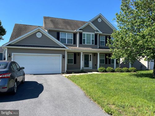 54 Carib St, MARTINSBURG, WV, 25405-3930 | Card Image