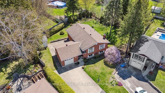 371 4 Th Ave, House other with 4 bedrooms, 2 bathrooms and 6 parking in Hanover ON | Image 36