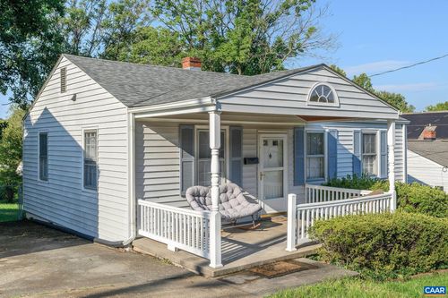 912 Elliott Ave, CHARLOTTESVILLE, VA, 22902-6217 | Card Image
