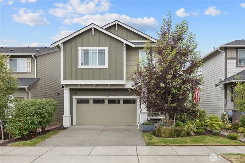 3734 80th Ave Ne, Marysville, WA, 98270-7097 | Card Image