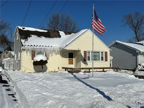 332 Wolcott Ave, Gates, NY, 14606-3925 | Card Image