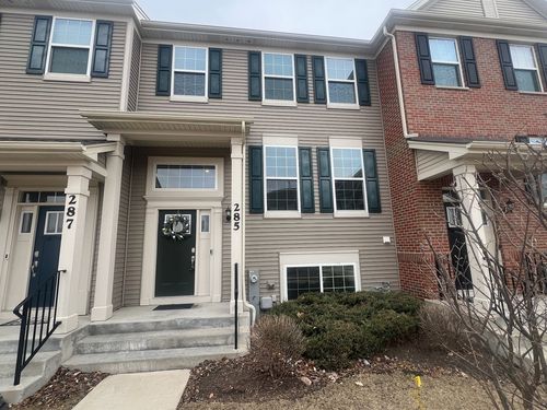 285 Lakeshore Dr, Oswego, IL, 60543-5132 | Card Image