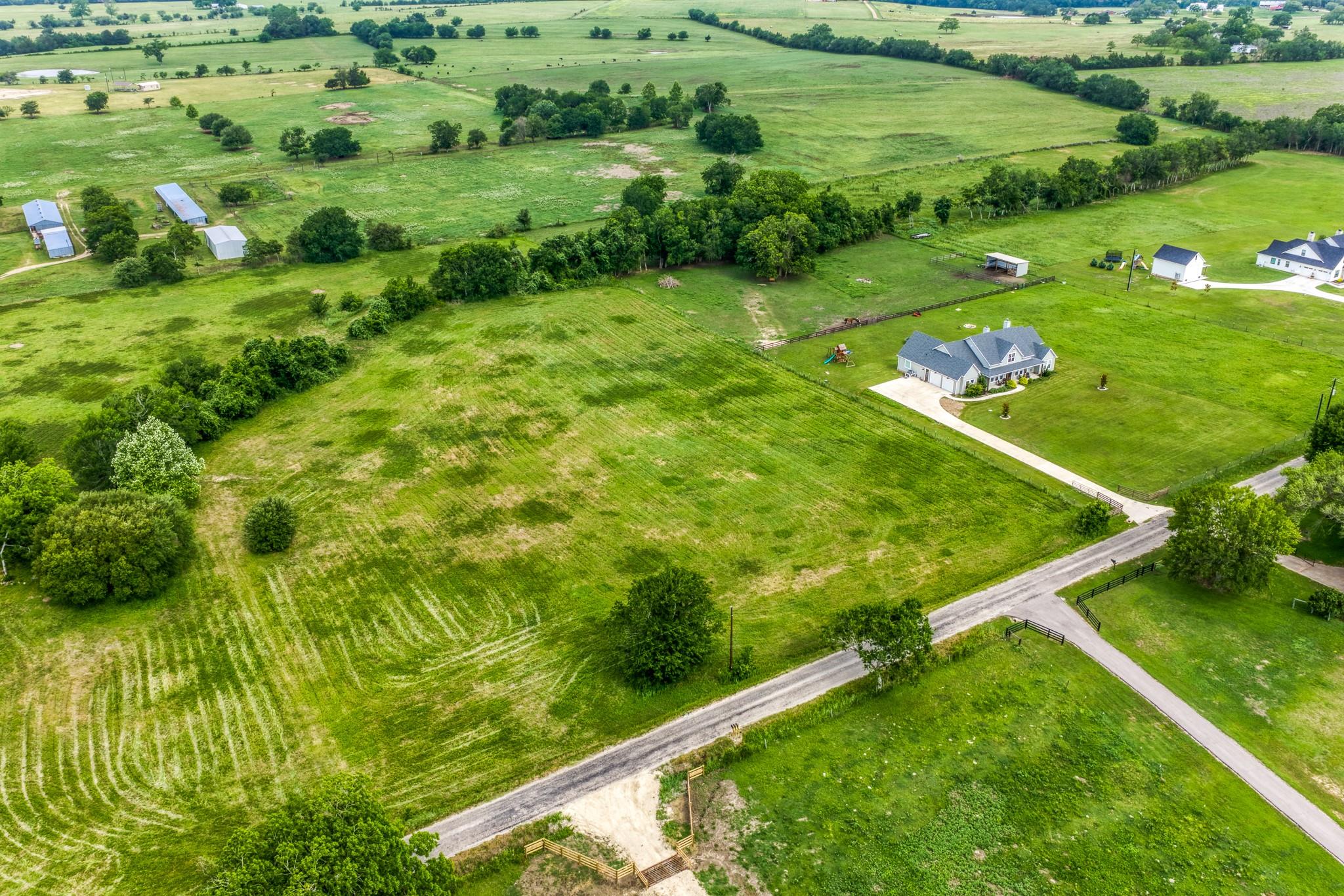 Land in Brenham