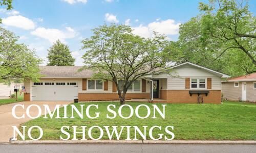 1919 E Cambridge St, Springfield, MO, 65804-3817 | Card Image