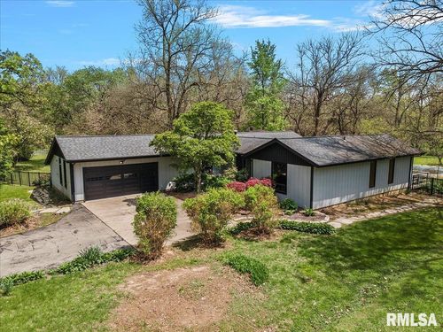 454 Brian Ln, Dawson, IL, 62520-3334 | Card Image