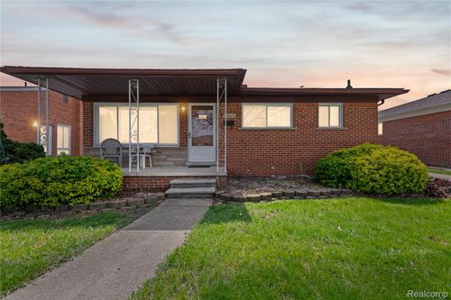 25629 Ridgeway St, Dearborn Heights, MI, 48127-1127 | Card Image